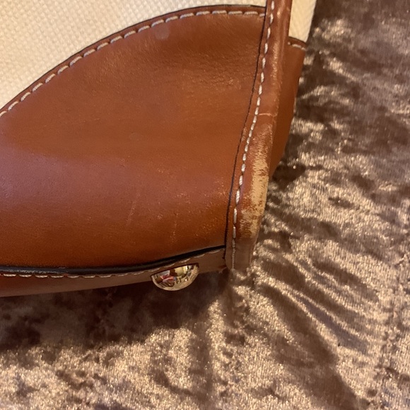 Michael Kors Tote! - Picture 4 of 8